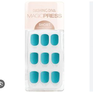 Dashing Diva Magic Press on Nails -- cotton candy blue - Short nwt *PLZ READ*